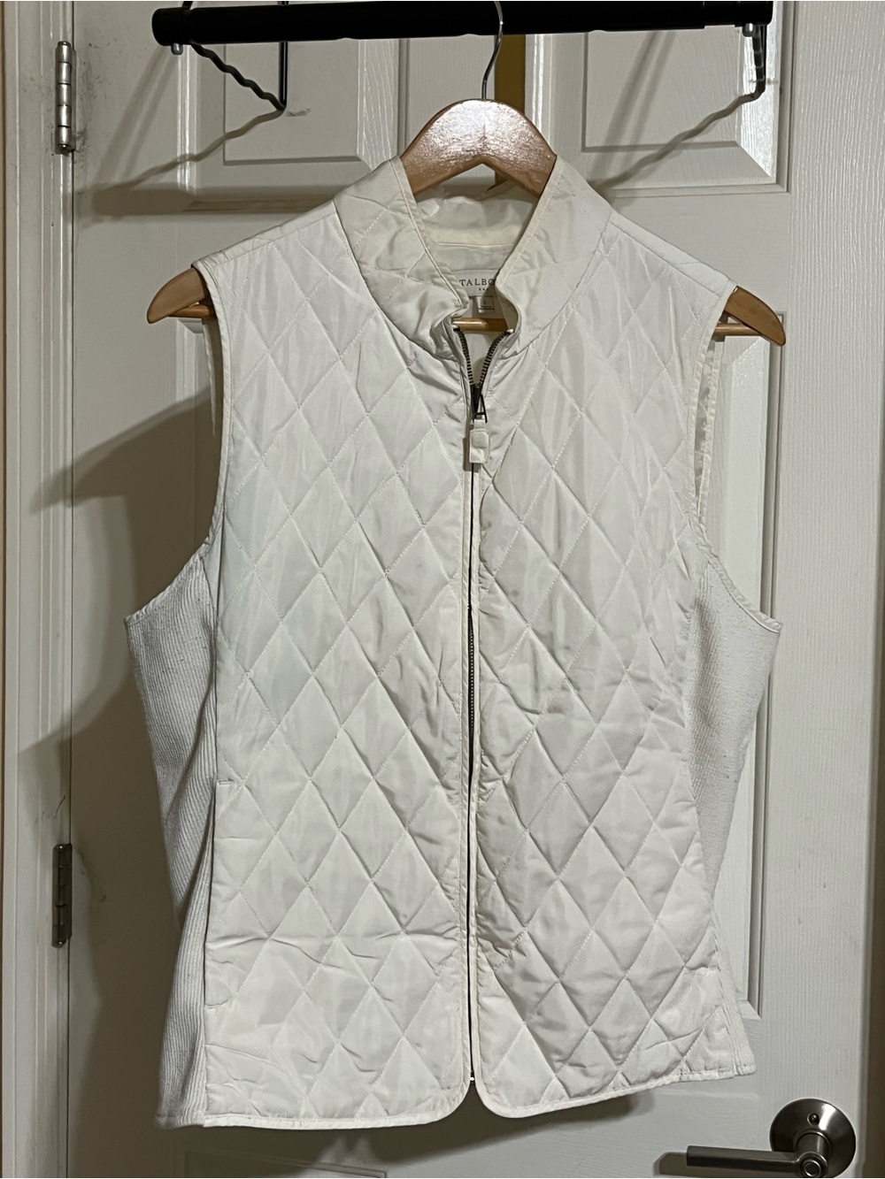 Talbots Quilted White Sleeveless Vest